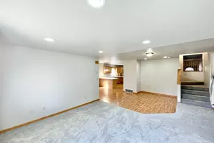404 E Cottonwood St, Springfield, MN 56087 - Photo 17