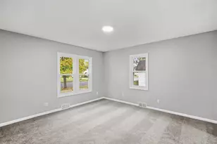 3813 3rd Ave W, Hibbing, MN 55746 - Photo 15