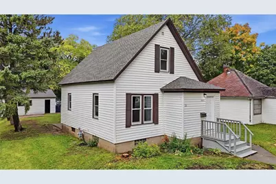 3813 3rd Avenue W, Hibbing, MN 55746 - Photo 1