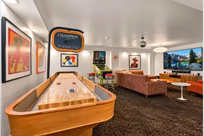 2409 E Lake Of The Isles Parkway, Minneapolis, MN 55405 - Photo 29