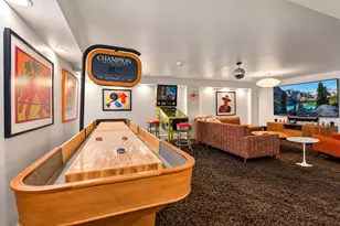 2409 E Lake Of The Isles Pkwy, Minneapolis, MN 55405 - Photo 29