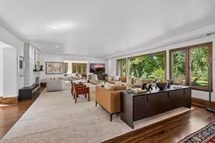 2409 E Lake Of The Isles Pkwy, Minneapolis, MN 55405 - Photo 5