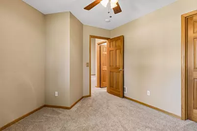 7658 Newbury Road, Woodbury, MN 55125 - Photo 41