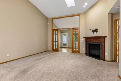 7658 Newbury Road, Woodbury, MN 55125 - Photo 35