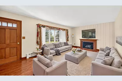215 Highland Court SW, Rochester, MN 55902 - Photo 7