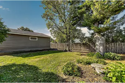 215 Highland Court SW, Rochester, MN 55902 - Photo 37