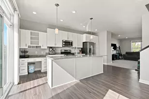 49 59 93rd Ln N, Brooklyn Park, MN 55443 - Photo 11