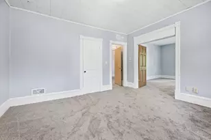 376 W Sanborn St, Winona, MN 55987 - Photo 17