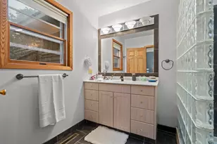 1464 Victoria St N, Saint Paul, MN 55117 - Photo 11