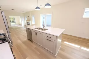 116 N Quincy St, Alexandria, MN 56308 - Photo 9