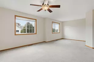 3534 Sterling Heights Dr, River Falls, WI 54022 - Photo 13
