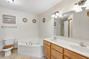 3534 Sterling Heights Dr, River Falls, WI 54022 - Photo 15