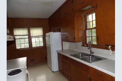 1109 3rd Street NW, Austin, MN 55912 - Photo 9
