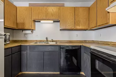 3049 Lake Shore Drive #A, Minneapolis, MN 55416 - Photo 11
