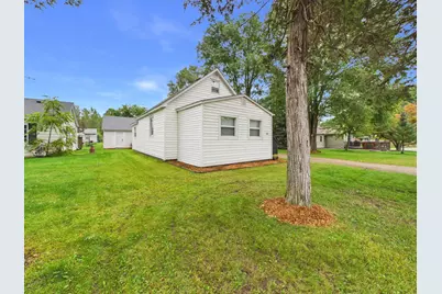 130 4th Avenue S, Foley, MN 56329 - Photo 1