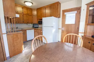 908 W Linden Street W, Fergus Falls, MN 56537 - Photo 25