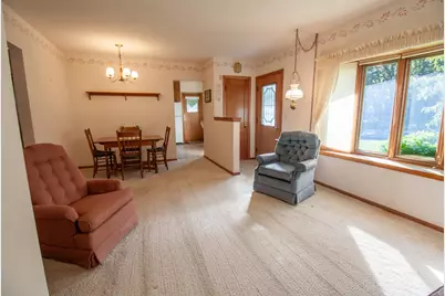 908 W Linden Street W, Fergus Falls, MN 56537 - Photo 27