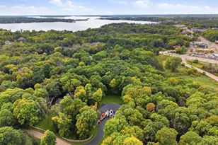 1426 Holdridge Cir, Wayzata, MN 55391 - Photo 5