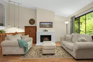 14216 Chestnut Dr, Eden Prairie, MN 55347 - Photo 5