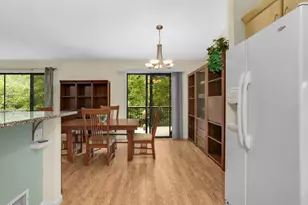 14216 Chestnut Dr, Eden Prairie, MN 55347 - Photo 13
