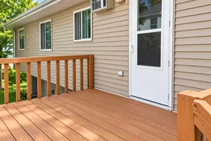 703 N 5th St, Marshall, MN 56258 - Photo 11