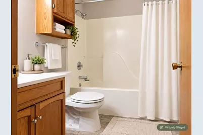 703 N 5th Street #1, Marshall, MN 56258 - Photo 7