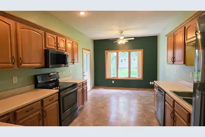 1106 Devito Street #6, Marshall, MN 56258 - Photo 11