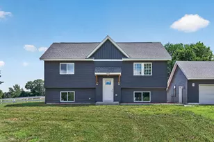 4430 214th Ave NW, Oak Grove, MN 55303 - Photo 3
