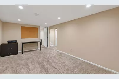 7740 Regent Avenue N, Brooklyn Park, MN 55443 - Photo 21