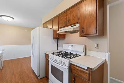 7740 Regent Avenue N, Brooklyn Park, MN 55443 - Photo 9