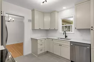 4150 Abbott Ave N, Robbinsdale, MN 55422 - Photo 5