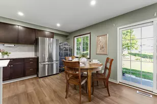 3304 River Bluff Dr, Eagan, MN 55121 - Photo 7
