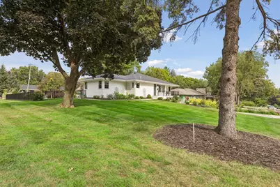 5724 Code Avenue, Edina, MN 55436 - Photo 3