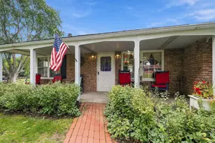 1750 Crestridge Ln, Eagan, MN 55122 - Photo 3