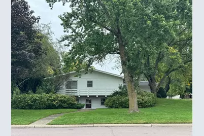 15 10th Street SE, Wells, MN 56097 - Photo 3