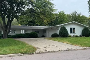 15 10th St SE, Wells, MN 56097 - Photo 1