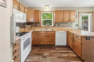 260 Westgate Dr, Winsted, MN 55395 - Photo 11