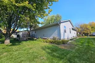 260 Westgate Dr, Winsted, MN 55395 - Photo 39