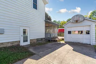 13 12th St NW, Faribault, MN 55021 - Photo 23