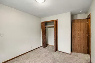 2147 Burns Ave, Saint Paul, MN 55119 - Photo 11