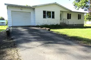 1617 7th Ave, Granite Falls, MN 56241 - Photo 1
