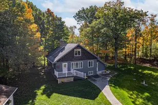2010 Norton Rd, Duluth, MN 55803 - Photo 1