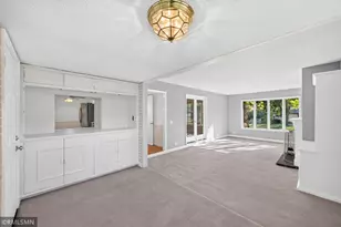 43 Suzanne Ave, Vadnais Heights, MN 55127 - Photo 7