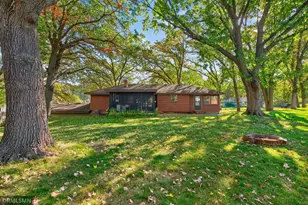 43 Suzanne Ave, Vadnais Heights, MN 55127 - Photo 31