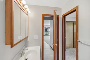 925 Bahls Dr, Hastings, MN 55033 - Photo 11