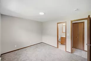 925 Bahls Dr, Hastings, MN 55033 - Photo 13