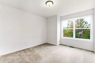 9673 Toledo Ln N, Brooklyn Park, MN 55443 - Photo 31