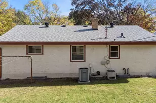 1097 Dale St N, Saint Paul, MN 55117 - Photo 53