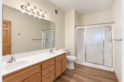 2301 10th Street NW #116, Austin, MN 55912 - Photo 19