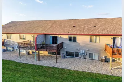 719 10th St SW, Pine Island, MN 55963 - Photo 43